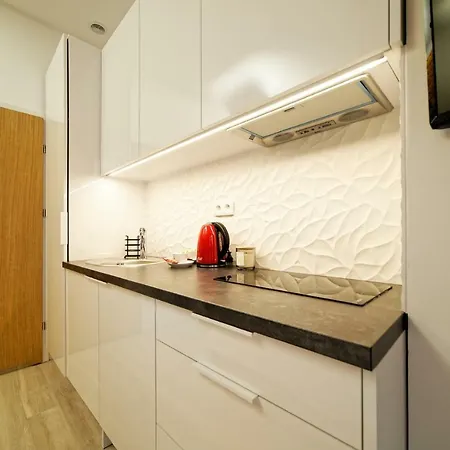 Appartement Hm Premium Nr.123 - Heart Of Free Netflix